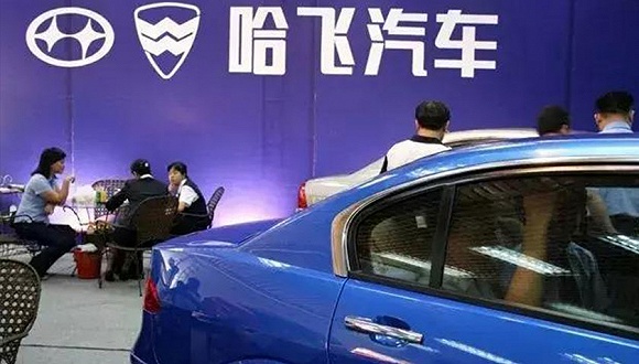 
	
                    
	【電纜網(wǎng)訊】8月16日，東安動力（600178，SH）公告稱，鑒于博通公司短期內(nèi)難以盈利，為保護上市公司及中小股東利益，公司終止向關(guān)聯(lián)方現(xiàn)金收購汽車零部件企業(yè)——哈爾濱博通汽車部件制造有限公司（以下簡稱博通公司）。

	

	今年7月31日，東安動力發(fā)公告稱，公司擬以8013.55萬元收購哈爾濱哈飛汽車工業(yè)集團有限公司（以下簡稱哈汽集團）持有的博通公司100%股權(quán)