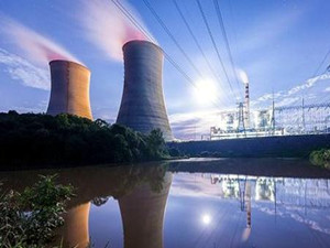 
	
                    
	【電纜網(wǎng)訊】日前，臺海核電發(fā)布2018年半年度報告顯示，今年上半年，公司實現(xiàn)營業(yè)收入9.72億萬元，較上年同期下降7.57%；歸屬上市公司股東的凈利潤為4.37億元，較上年同期增長2.60%。

	

	報告期，臺海核電穩(wěn)步推進在手訂單（在產(chǎn)品）制造的同時，積極開發(fā)新產(chǎn)品、研發(fā)新材料、拓展新市場，取得新進展，將在未來逐步形成新的業(yè)績增長點