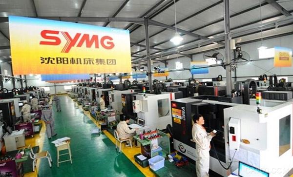 
                    
	      8月30日晚間，沈陽機(jī)床（000410）發(fā)布2018年半年度業(yè)績報(bào)告。公告顯示，公司實(shí)現(xiàn)營收33.39億元，同比增加48.59%；實(shí)現(xiàn)凈利潤0.25億元，實(shí)現(xiàn)扭虧為盈