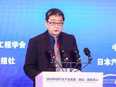 
	中國(guó)儲(chǔ)能網(wǎng)訊：在今天（9月1日）開幕的中國(guó)汽車產(chǎn)業(yè)發(fā)展（泰達(dá)）國(guó)際論壇上，科學(xué)技術(shù)部高新技術(shù)發(fā)展及產(chǎn)業(yè)化司副司長(zhǎng)續(xù)超前表示：“我們國(guó)家新能源汽車從產(chǎn)業(yè)來看，產(chǎn)業(yè)比較分散，產(chǎn)品技術(shù)水平參差不齊，缺少明星車型和國(guó)際高端品牌?！?

	


	續(xù)超前認(rèn)為，雖然我國(guó)新能源汽車產(chǎn)銷量已經(jīng)在世界領(lǐng)先，但占產(chǎn)銷總量只有3%的新能源汽車卻分散在200多家汽車企業(yè)