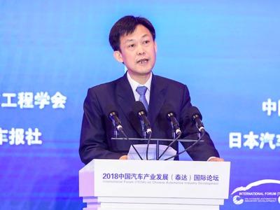 
	中國(guó)儲(chǔ)能網(wǎng)訊：9月1日，在2018中國(guó)汽車產(chǎn)業(yè)發(fā)展（泰達(dá)）國(guó)際論壇開幕式上，工業(yè)和信息化部裝備工業(yè)司副司長(zhǎng)瞿國(guó)春透露，“為了深入做好雙積分制度的實(shí)施工作，切實(shí)加強(qiáng)政策實(shí)施情況的監(jiān)督管理，工信部將明確下一階段積分管理制度，新能源汽車積分技術(shù)指標(biāo)等內(nèi)容，為行業(yè)企業(yè)提供穩(wěn)定的發(fā)展預(yù)期?！?

	



	據(jù)了解，7月2日，中國(guó)乘用車企業(yè)平均燃料消耗量與新能源汽車積分管理平臺(tái)正式上線，乘用車企業(yè)“雙積分”交易正式啟動(dòng)