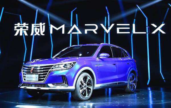 
	
                    
	【電纜網(wǎng)訊】8月30日，榮威MARVEL X在成都正式發(fā)布了官方指導價格，新車分為后驅(qū)版和全驅(qū)版兩款車型，官方指導價格為26.88-30.88萬元。這意味著，上汽乘用車第一次進入了30萬元的售價區(qū)間