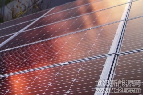  中城銀信查閱相關(guān)數(shù)據(jù)獲悉，全國既有建筑面積超過400億平方米，其中，工業(yè)建筑占15%，住宅建筑占70%，公共建筑占15%。公共建筑大部分屬于商業(yè)建筑