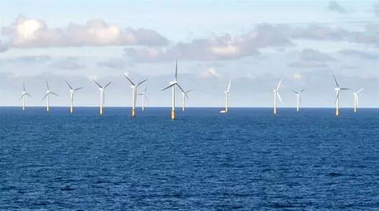                                         
	　　近期，荷蘭政府發(fā)布了到2030年的海上風(fēng)電發(fā)展藍(lán)圖：在2023年前完成450萬千瓦（4.5GW）的裝機(jī)目標(biāo)，到2030年前實(shí)現(xiàn)1150萬千瓦（11.5GW）的裝機(jī)目標(biāo)。這對整個(gè)行業(yè)絕對是個(gè)重大利好消息，這些項(xiàng)目實(shí)施預(yù)計(jì)能為荷蘭提供10000個(gè)工作機(jī)會，并帶來200億歐元的總投資