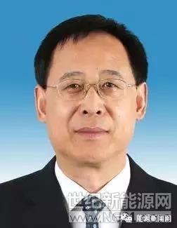 國務(wù)院任免國家工作人員。任命秦剛為外交部副部長(zhǎng)；任命陳健為審計(jì)署總審計(jì)師；任命林山青為國家能源局副局長(zhǎng)