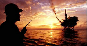 
	
                    
	【電纜網(wǎng)訊】9月11日，今年第23號臺風“百里嘉”在南海東北部海面生成，位于菲律賓以東洋面的第22號臺風“山竹”加強為超強臺風。預測兩個臺風將先后襲擊中國海油南海東部油氣田，中國海油所屬有限公司深圳分公司（下稱有限深圳）提前組織防臺風工作