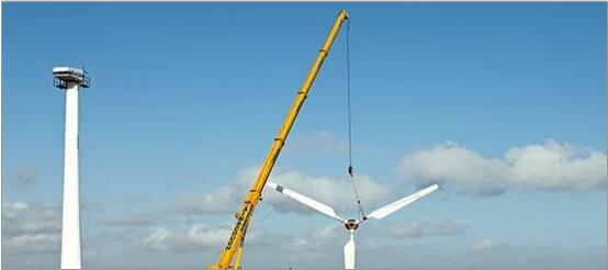 　　編前語：過去十年是能源產(chǎn)業(yè)商業(yè)故事最多的時代，也是能源產(chǎn)業(yè)英雄輩出的華年。在此，特摘選《能源》雜志十年來的經(jīng)典文章再次發(fā)表，與讀者朋友們一起回顧能源行業(yè)的崢嶸歲月，回首那些人那些事