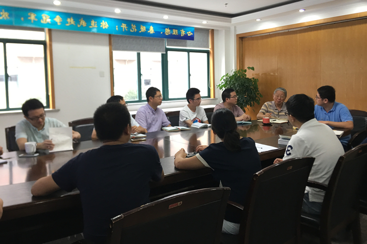 　　【中國(guó)儀表網(wǎng) 儀表會(huì)議】近日，由浙江省計(jì)量院發(fā)起，杭州愛華儀器有限公司主辦，杭州市環(huán)境監(jiān)測(cè)中心站參與的噪聲測(cè)量?jī)x器項(xiàng)目交流三方研討會(huì)在浙江杭州舉辦。  　　噪聲污染是世界四大環(huán)境問題之一，同時(shí)也是人們最容易忽視的一項(xiàng)污染