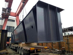 
	
                    
	【電纜網(wǎng)訊】9月13日，由中國電建水電七局夾江水工承制的世界在建最大水電站——白鶴灘水電站左岸1號尾水隧洞檢修閘門首套門葉開始發(fā)運。

	

	白鶴灘水電站位于四川省寧南縣和云南省巧家縣境內(nèi)，是金沙江下游干流河段梯級開發(fā)的第二個梯級電站，地下廠房裝有16臺機組，初擬裝機容量1600萬千瓦，電站建成后，將僅次于三峽水電站成為中國第二大水電站