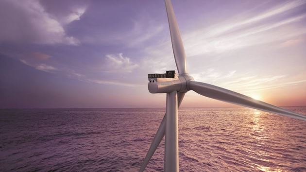  　　東方風(fēng)力發(fā)電網(wǎng)訊：據(jù)西門(mén)子歌美颯官方最新消息，其最新海上風(fēng)電機(jī)型SG 8.0-167 DD海上風(fēng)力發(fā)電機(jī)組日前已經(jīng)在丹麥面世。而其實(shí)，這臺(tái)機(jī)型是為亞太地區(qū)“量身定制”