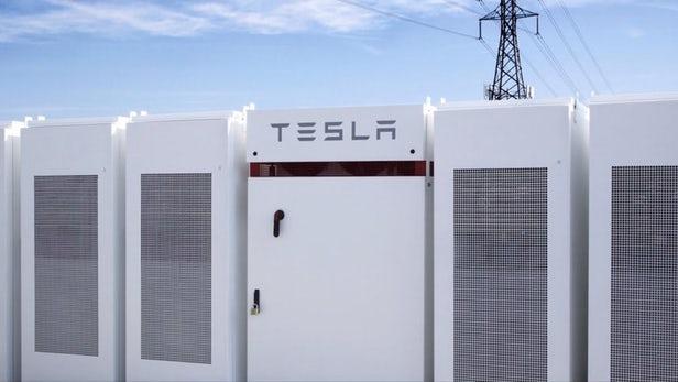 
			              去年11月的時候，特斯拉在南澳大利亞完成了“全球最大電池設施”的建造工作。然而時間僅過去幾個月，就有人想要奪走這個頭銜