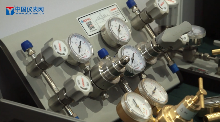 　　【中國儀表網(wǎng) 儀表展會】近年來，在管道系統(tǒng)安裝行業(yè)，為了保證用氣器具的氣源壓力穩(wěn)定可調(diào)，減壓器和匯流排行業(yè)得到了快速的發(fā)展。在第二十屆中國國際氣體技術(shù)、設(shè)備與應(yīng)用展覽會上，杭州高研科技有限公司攜帶了多款減排器和匯流排精品參展，進(jìn)一步提高了公司的影響力