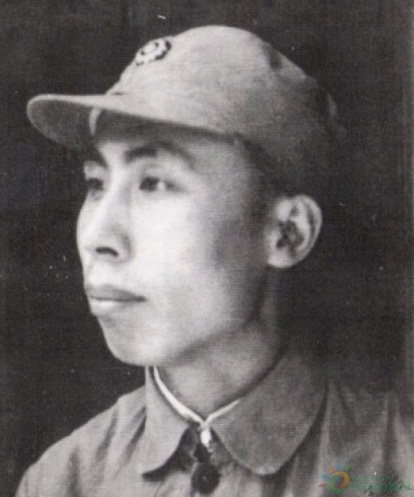 
                    　　近日，原國(guó)家二機(jī)部部長(zhǎng)、河南省委原第一書記、“兩彈一艇”元?jiǎng)讋⒔芡居?月23日在深圳逝世，享年104歲。
 
　　劉杰，原國(guó)家二機(jī)部部長(zhǎng)、中國(guó)核工業(yè)的開(kāi)拓者、奠基人之一