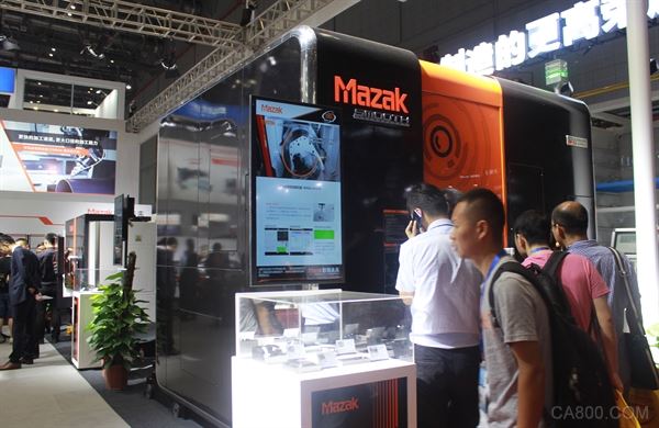 
                    
	據(jù)《日本經(jīng)濟(jì)新聞》9月27日?qǐng)?bào)道，日本機(jī)床工業(yè)會(huì)(簡(jiǎn)稱日工會(huì))9月26日發(fā)布的8月機(jī)床訂單額(確定值)顯示，面向中國的訂單額同比大幅下滑37.3%，降至189億日元，降幅創(chuàng)最近半年來的最大降幅。在中國，受貿(mào)易摩擦影響，企業(yè)減少投資的動(dòng)向正在擴(kuò)大