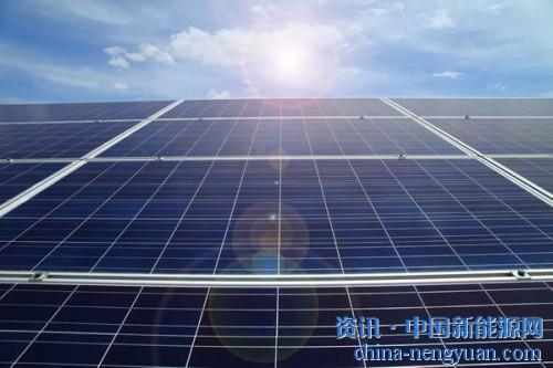                                                                                                                                                                     
	　　我國光伏產(chǎn)業(yè)，走在了世界的最前列，這離不開光伏企業(yè)和企業(yè)家們的努力和奉獻(xiàn)。無論是行業(yè)輝煌時期還是處于低谷，他們用執(zhí)著的堅守，扛起了中國光伏產(chǎn)業(yè)的大旗