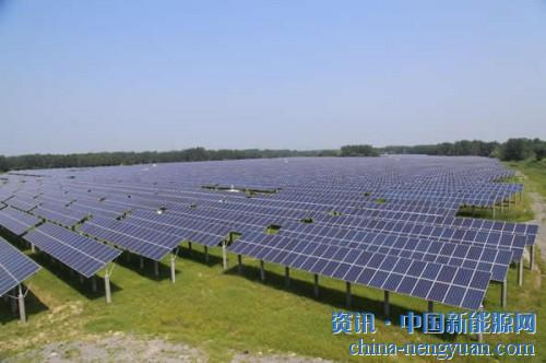                                                                                                                                                                     
	　　不論是“201條款”還是“301調(diào)查”，由美國制造的貿(mào)易摩擦難阻中國光伏產(chǎn)業(yè)的全球化進程。

	　　盡管美國對中國光伏產(chǎn)品實施