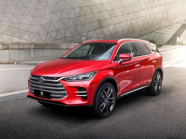 
	
                    
	【電纜網(wǎng)訊】從比亞迪官方獲取到其9月銷量數(shù)據(jù)：累計(jì)銷量為45,029輛，同比增長(zhǎng)38%。其中新能源車實(shí)現(xiàn)銷量25,019輛，同比增長(zhǎng)121%，約占總量56%；燃油車型銷量為20,010輛