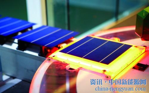                                                                                                                                                                     
	　　天合光能有限公司今天表示它已經(jīng)交付了123兆瓦的太陽(yáng)能光伏(PV)模塊，以供應(yīng)能源集團(tuán)DTEK在烏克蘭當(dāng)?shù)亻_(kāi)發(fā)的一個(gè)項(xiàng)目。

	　　這一特殊設(shè)施正在該國(guó)中部的Dniprope