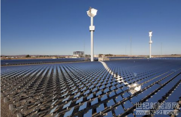 中國(guó)未來(lái)能源供應(yīng)結(jié)構(gòu)正逐步由以煤炭石油為主的化石能源向非化石能源轉(zhuǎn)變，國(guó)內(nèi)可再生能源的使用比例將在2050年大幅度提升。



18日，在2018國(guó)際能源變革論壇上國(guó)家發(fā)改委能源研究所副所長(zhǎng)王仲穎發(fā)布了《中國(guó)可再生能源展望》，報(bào)告指出，中國(guó)化石能源消費(fèi)總量將在2020年達(dá)峰，2035年之前穩(wěn)步下降