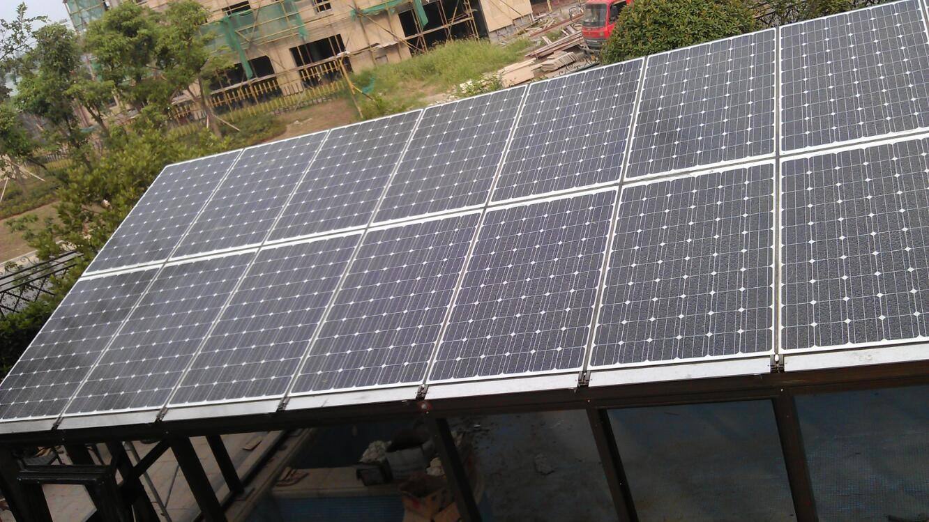 
	
                    
	【電纜網(wǎng)訊】日前，甘肅省甘南供電公司發(fā)布消息稱，截至目前，甘南州“十三五”第一批光伏扶貧項目已全面開工，共涉及合作、夏河、瑪曲、迭部、卓尼、碌曲6縣市。

	

	作為甘南州實施精準(zhǔn)扶貧、精準(zhǔn)脫貧的重要舉措